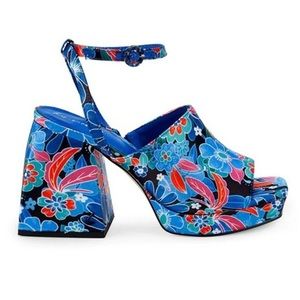 NWOT Circus NY by Sam Edelman Miranda Floral Print Block heel sandals